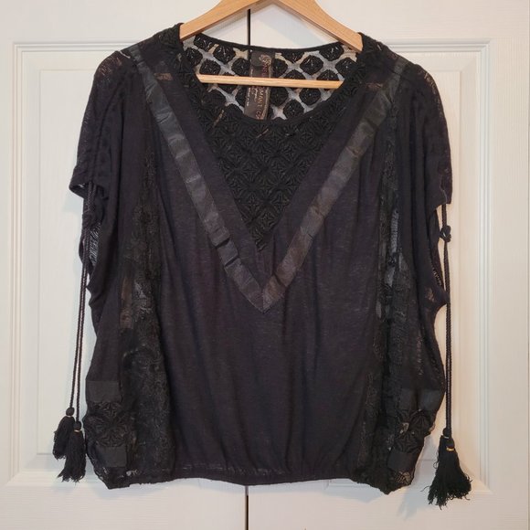 🍂 Free People South of the Equator Tassel Top - Picture 2 of 12
